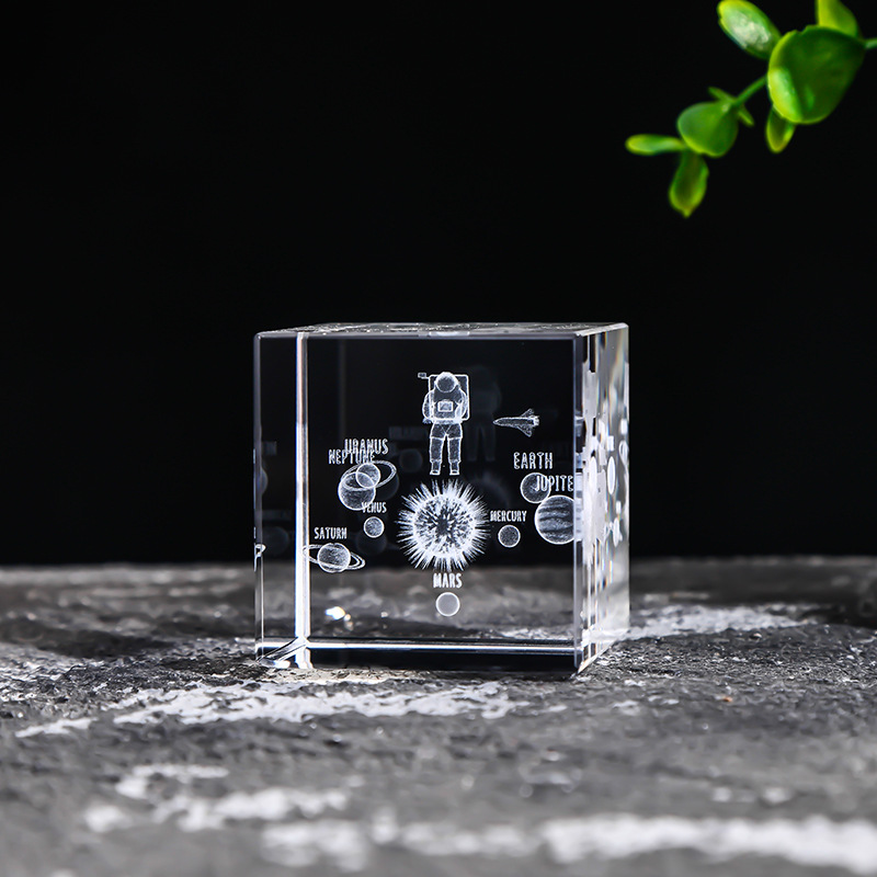 High Quality K5 Crystal 3D Art | Unique 40mm Souvenir & Creative Gift Keepsake